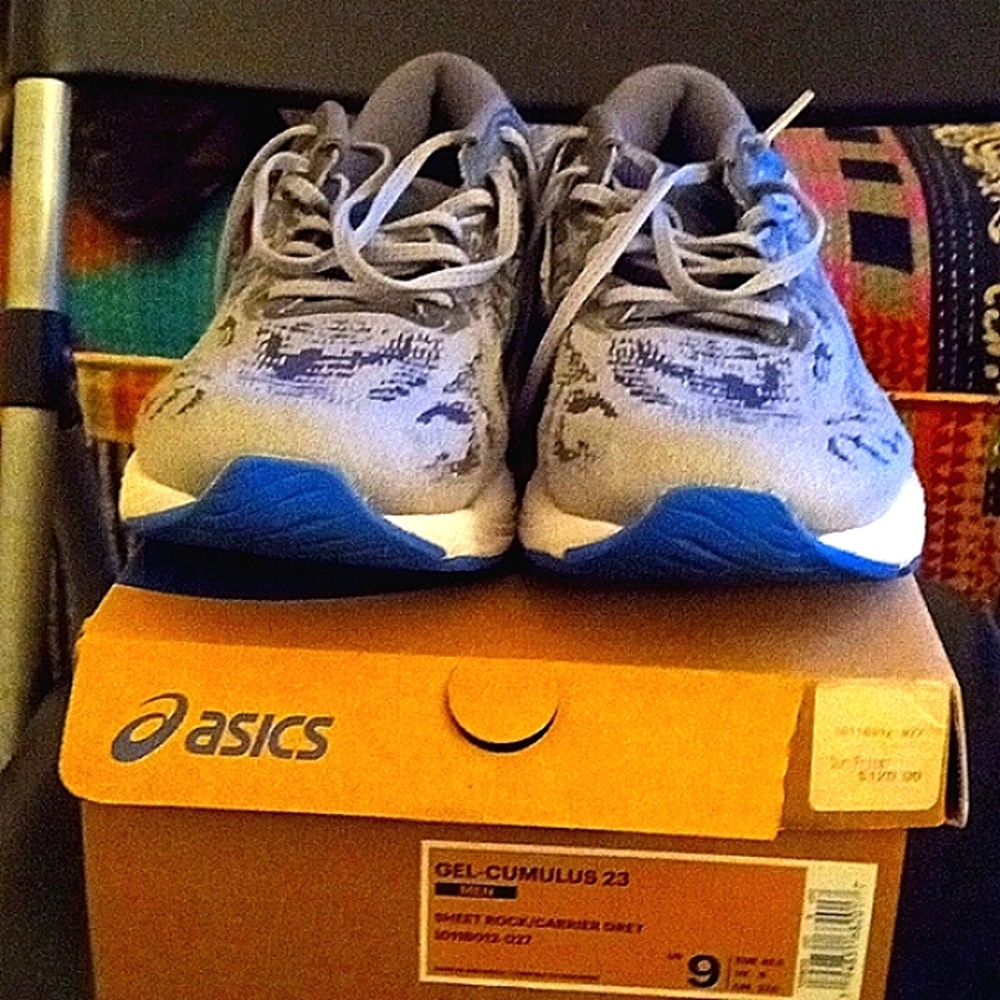 WOMEN SNEAKERS